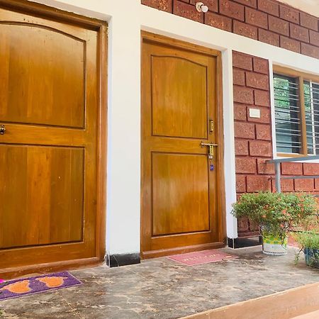 Dandeli Crocodile Valley Homestay エクステリア 写真