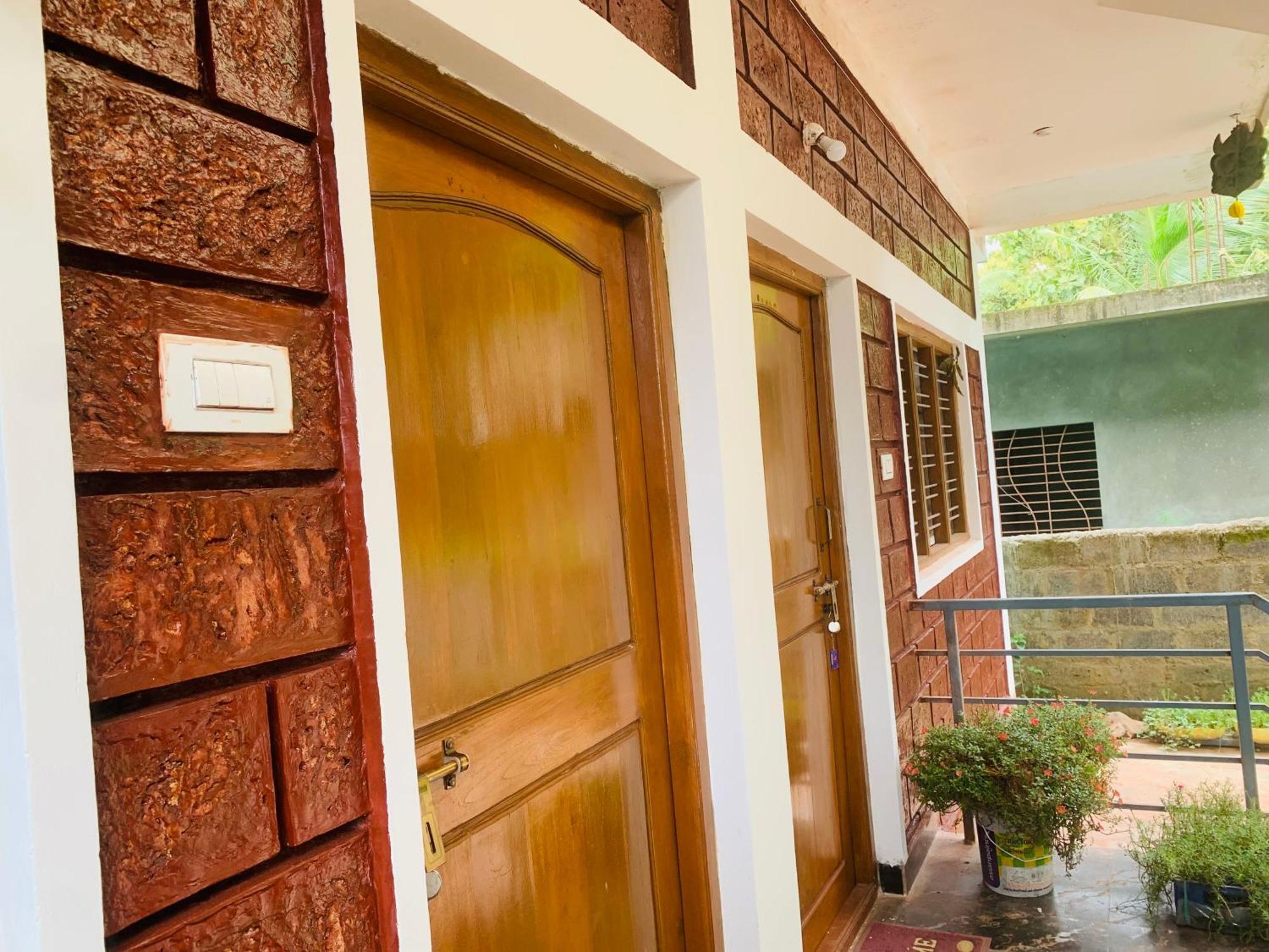 Dandeli Crocodile Valley Homestay エクステリア 写真